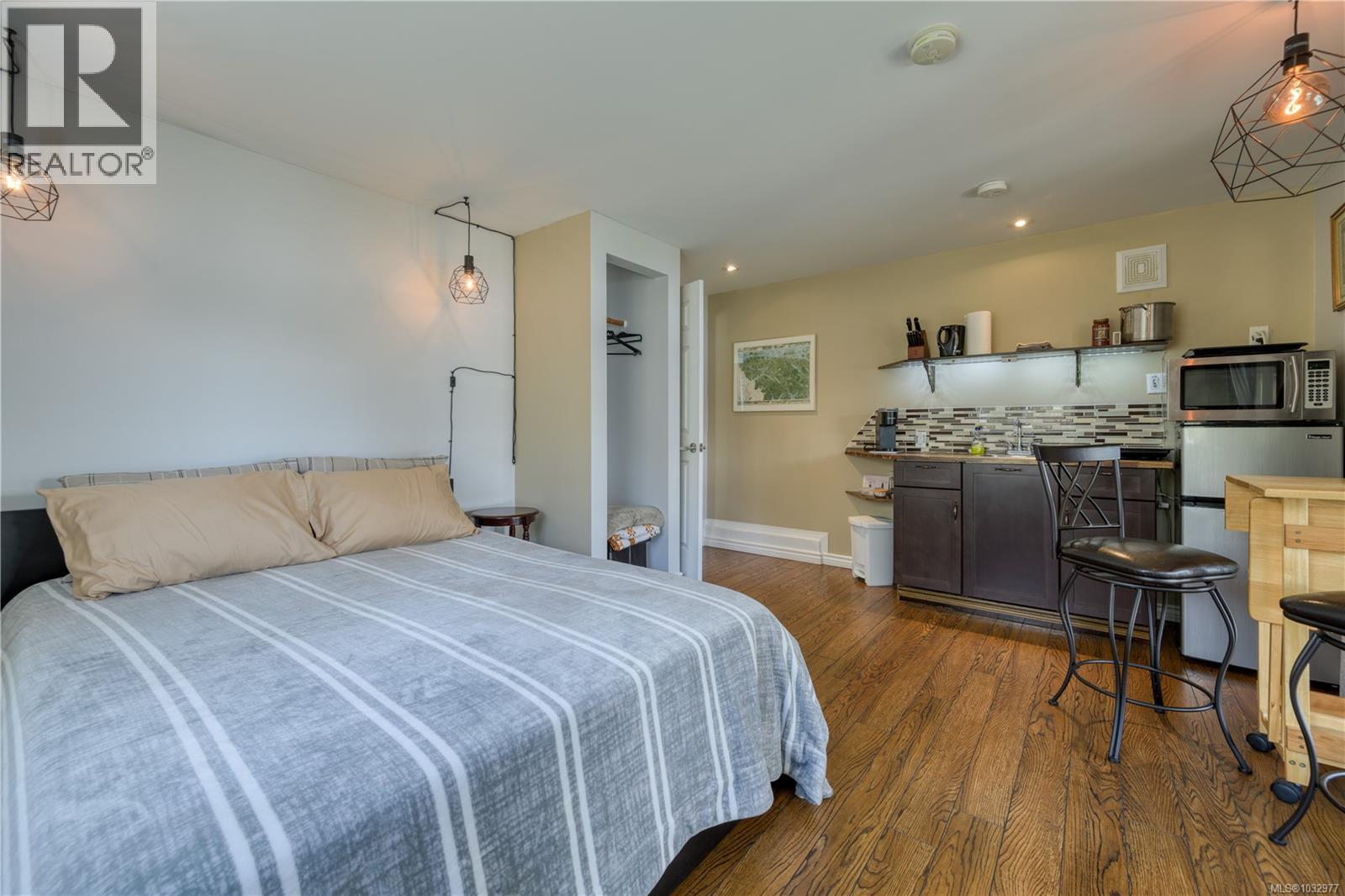 321 Harbour Rd, Coal Harbour, British Columbia  V0N 1K0 - Photo 36 - 1032977