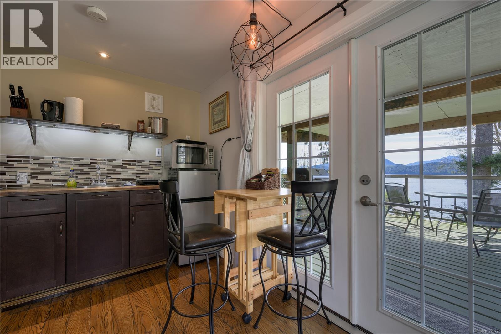 321 Harbour Rd, Coal Harbour, British Columbia  V0N 1K0 - Photo 40 - 1032977