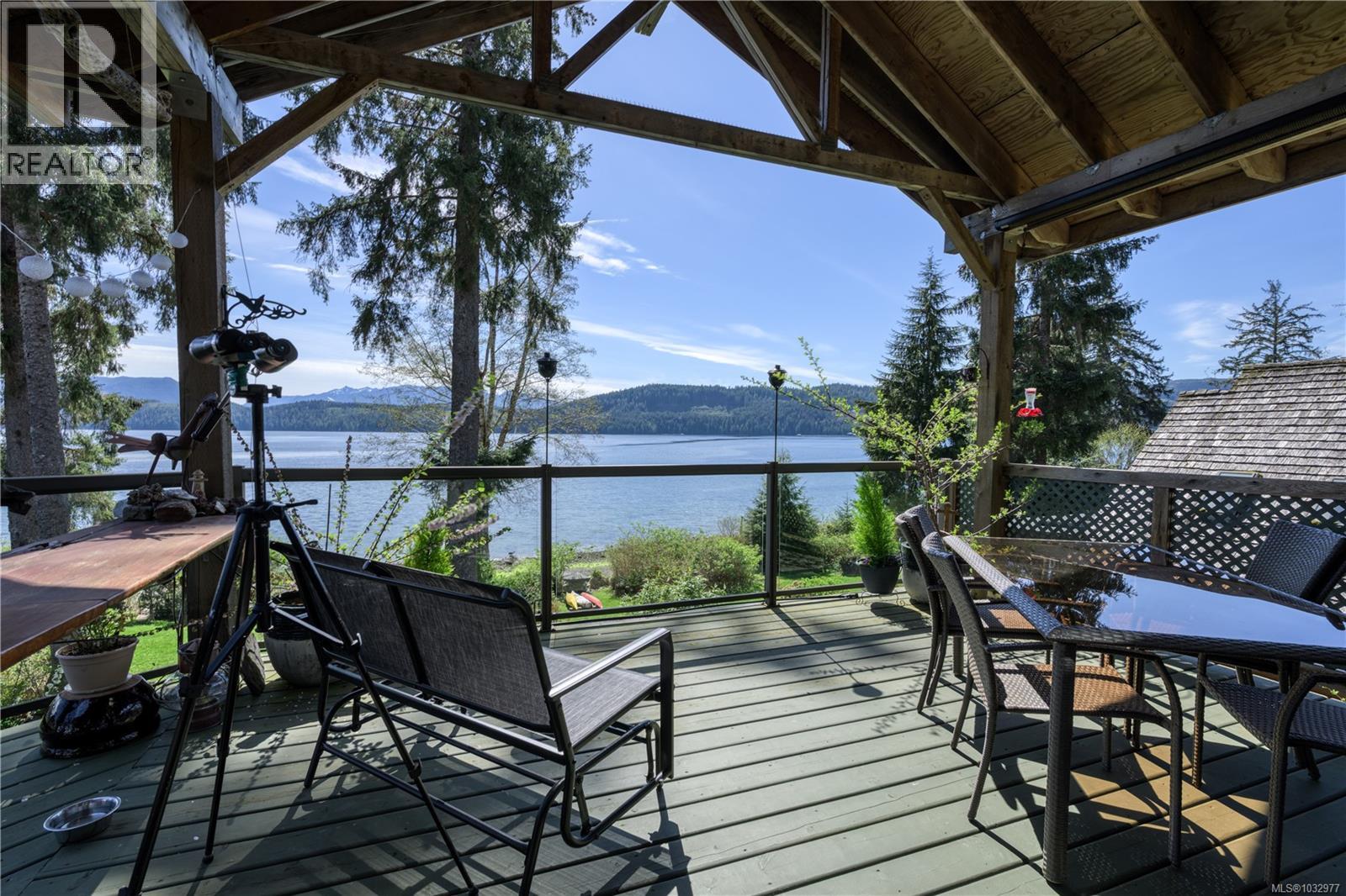 321 Harbour Rd, Coal Harbour, British Columbia  V0N 1K0 - Photo 18 - 1032977