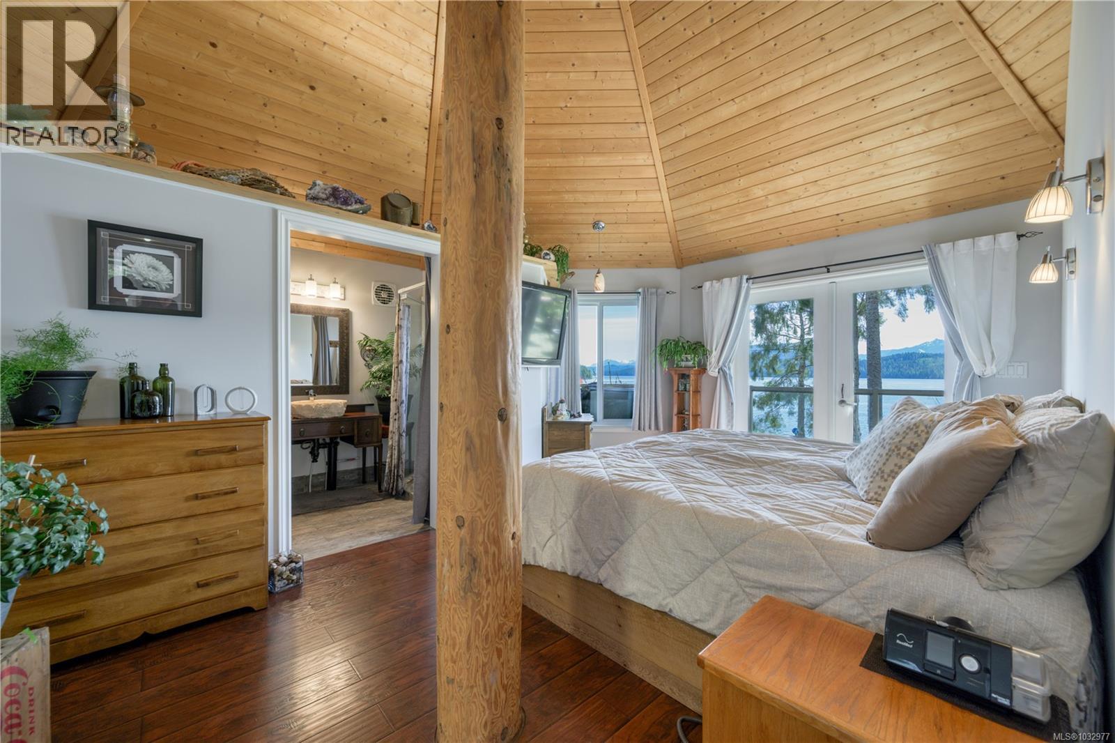 321 Harbour Rd, Coal Harbour, British Columbia  V0N 1K0 - Photo 25 - 1032977