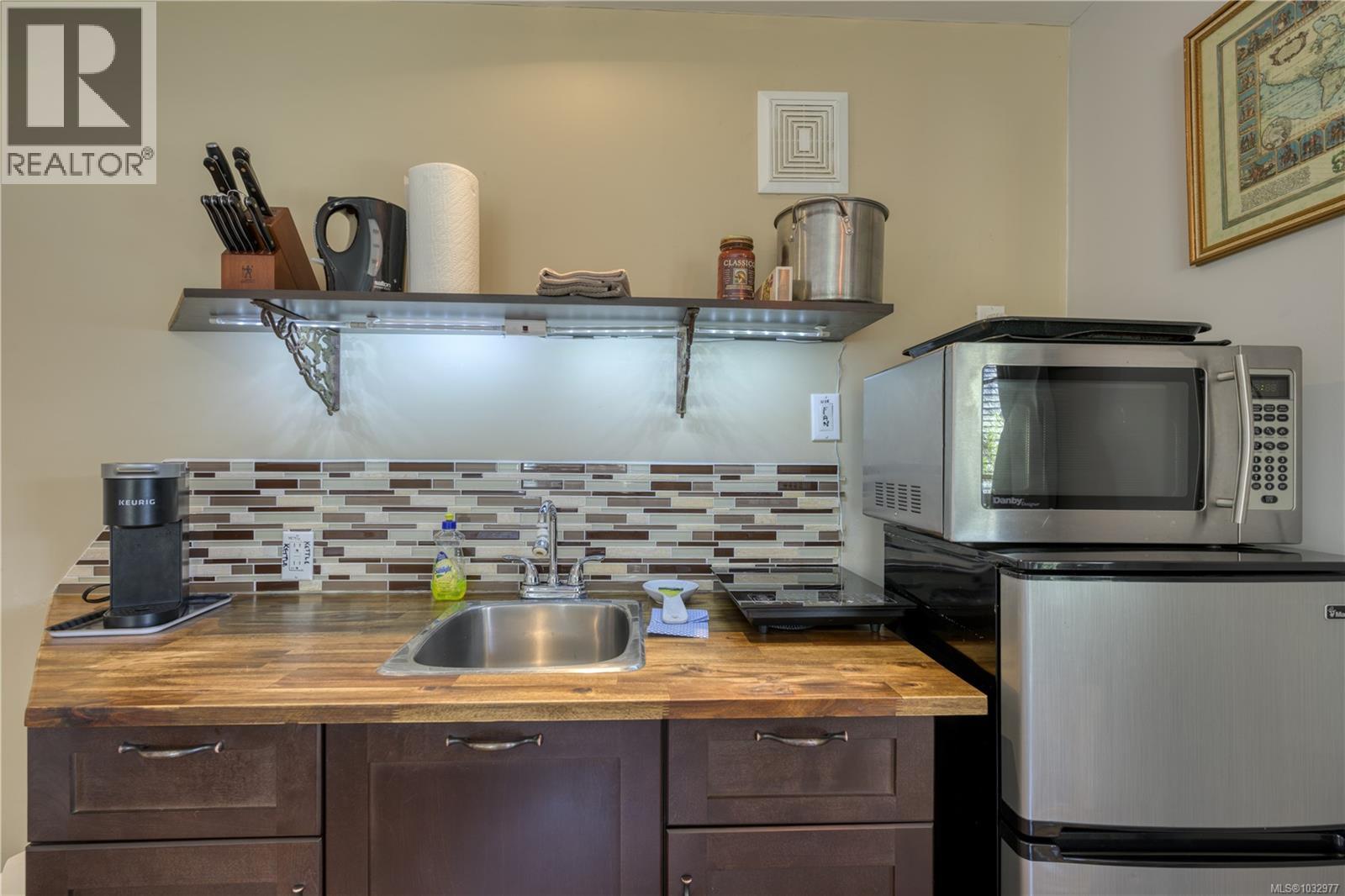 321 Harbour Rd, Coal Harbour, British Columbia  V0N 1K0 - Photo 39 - 1032977