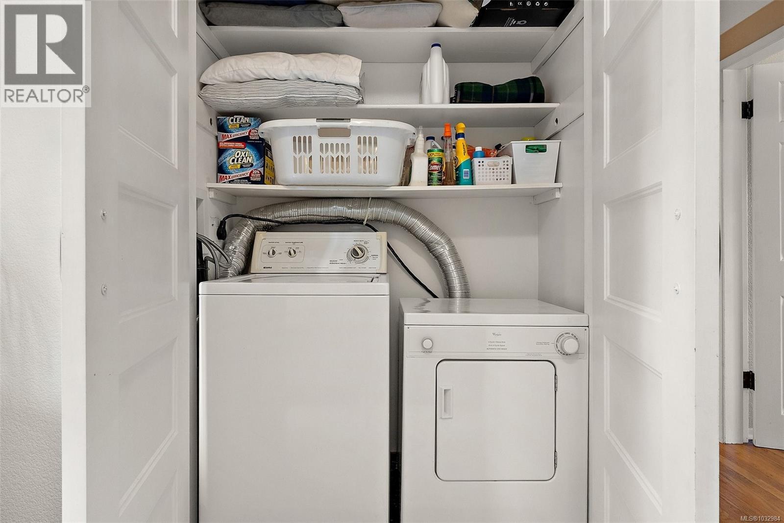 1094 Gosper Cres, Esquimalt, British Columbia  V9A 4J3 - Photo 19 - 1032984