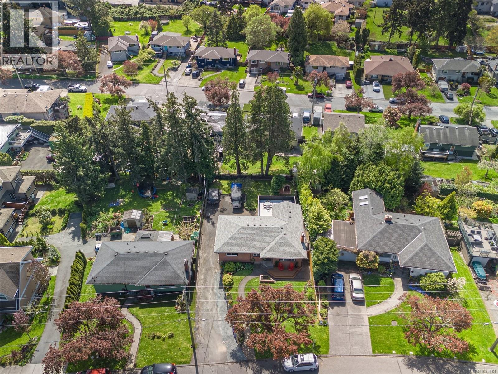 1094 Gosper Cres, Esquimalt, British Columbia  V9A 4J3 - Photo 43 - 1032984