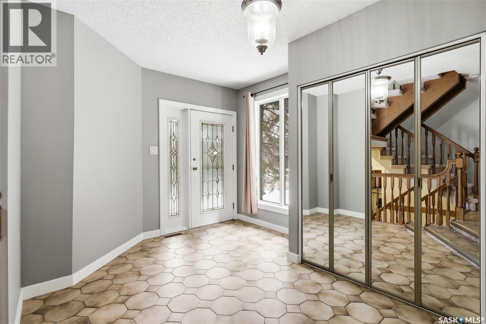 2007 Cunning Crescent E, Regina, Saskatchewan  S4V 0M7 - Photo 3 - SK033593