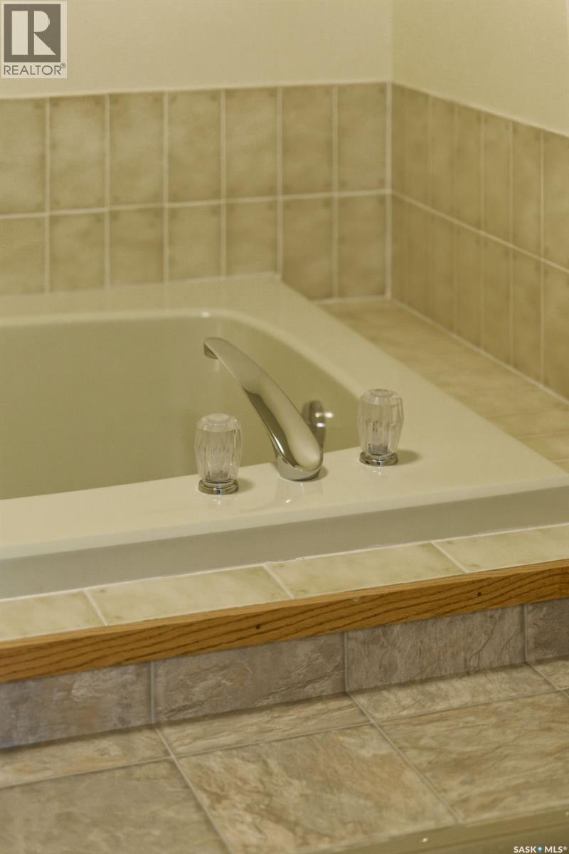 2007 Cunning Crescent E, Regina, Saskatchewan  S4V 0M7 - Photo 49 - SK033593