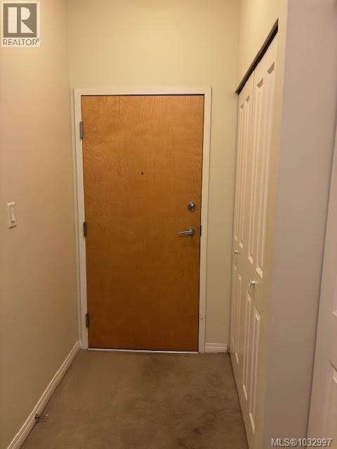 207 1550 Church Ave, Saanich, British Columbia  V8P 2H1 - Photo 3 - 1032997