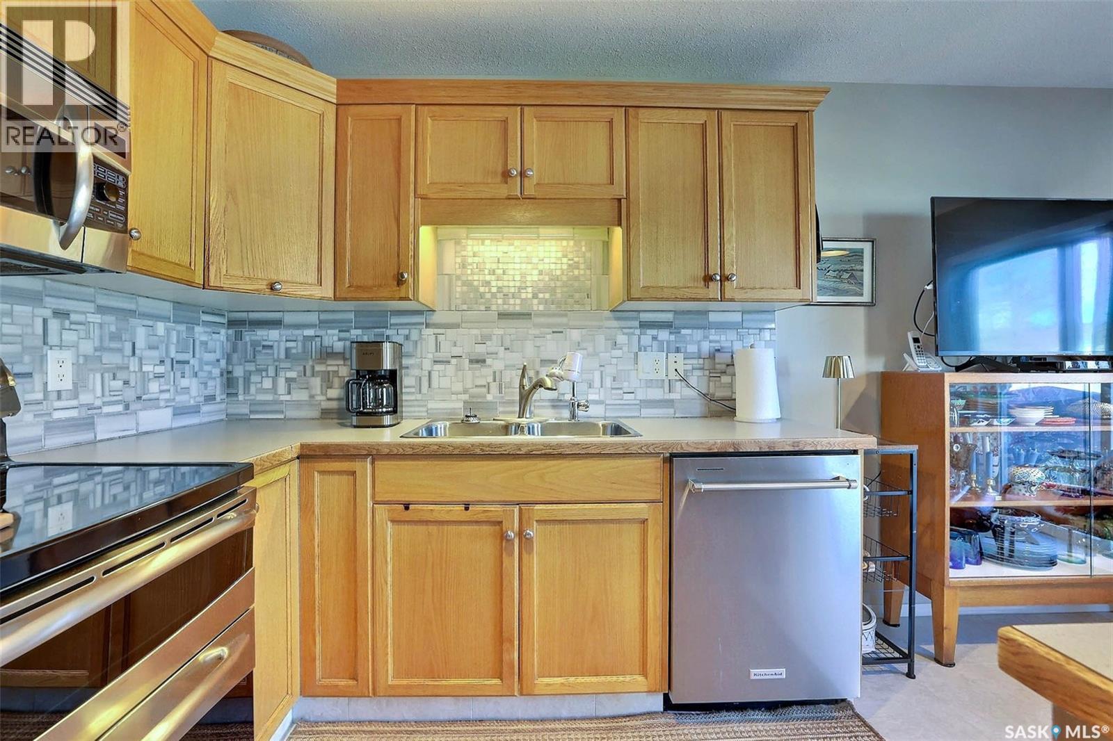 2250 Atkinson Street, Regina, Saskatchewan  S4N 7R2 - Photo 14 - SK033594