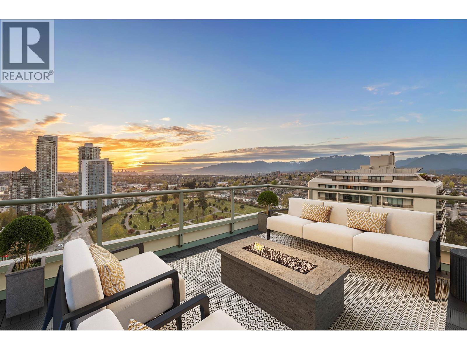 2503 4380 Halifax Street, Burnaby, British Columbia  V5C 6R3 - Photo 2 - R3114416