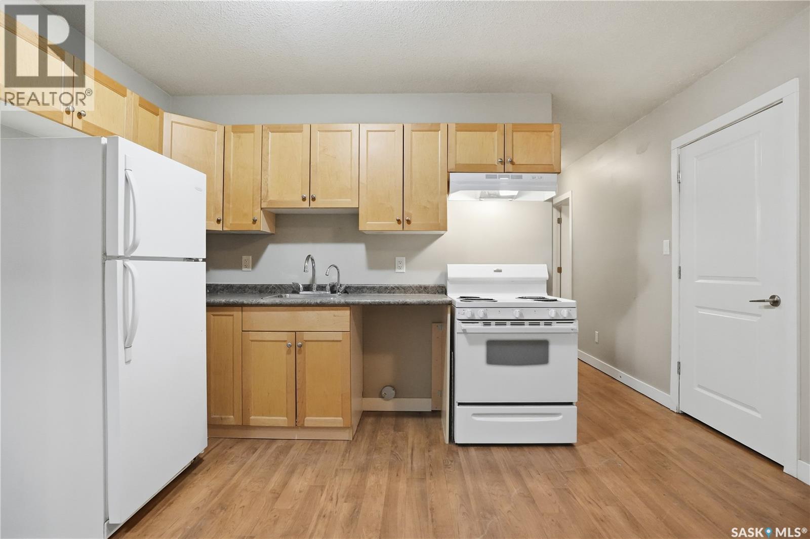 1152 Cameron Street, Regina, Saskatchewan  S4T 2S8 - Photo 18 - SK033597