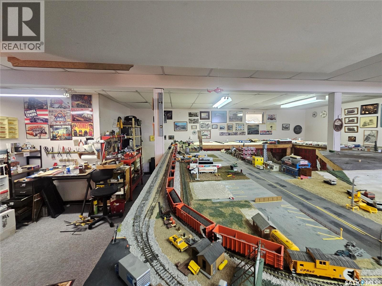 579 Poplar Crescent, Shaunavon, Saskatchewan  S0N 2M0 - Photo 15 - SK033598