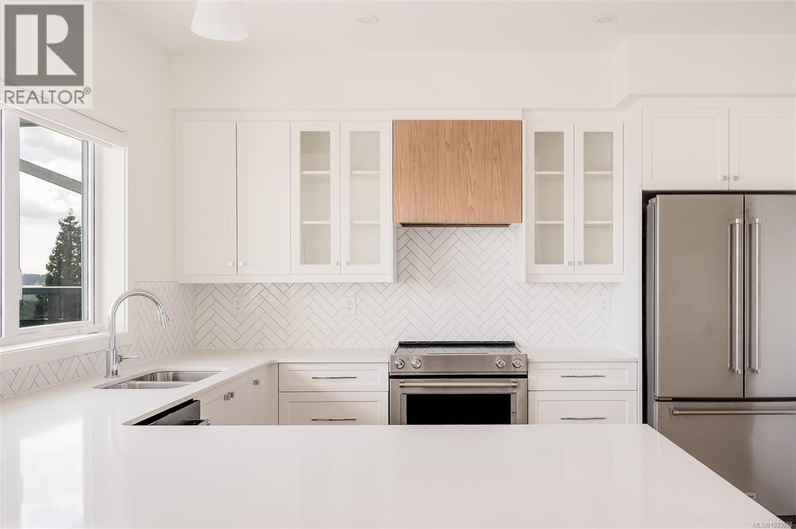 401 9716 Third St, Sidney, British Columbia  V8L 3A2 - Photo 10 - 1033088