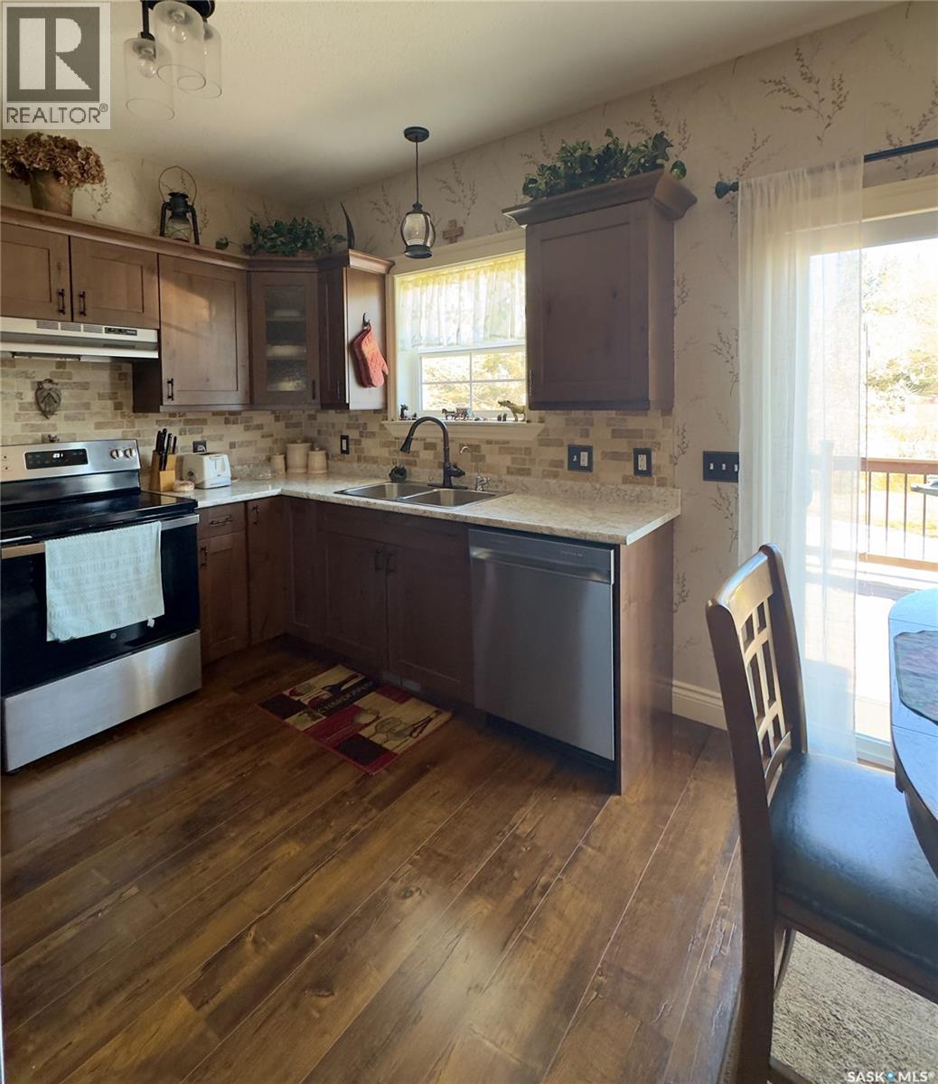 514 Railway Street E, Hepburn, Saskatchewan  S0K 1Z0 - Photo 14 - SK033600