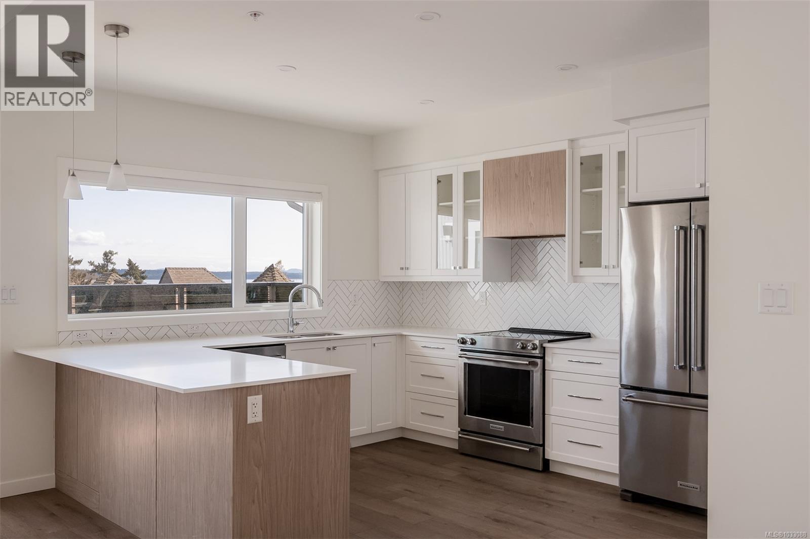 401 9716 Third St, Sidney, British Columbia  V8L 3A2 - Photo 7 - 1033088