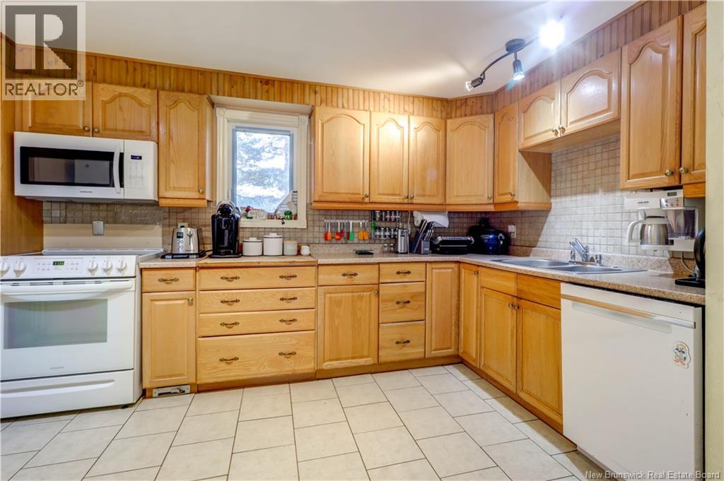 6832 Route 111, Sussex, New Brunswick  E4E 4S7 - Photo 3 - NB137695