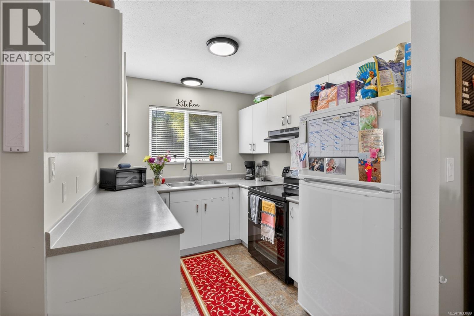 4 555 Rockland Rd, Campbell River, British Columbia  V9W 8B7 - Photo 5 - 1033099