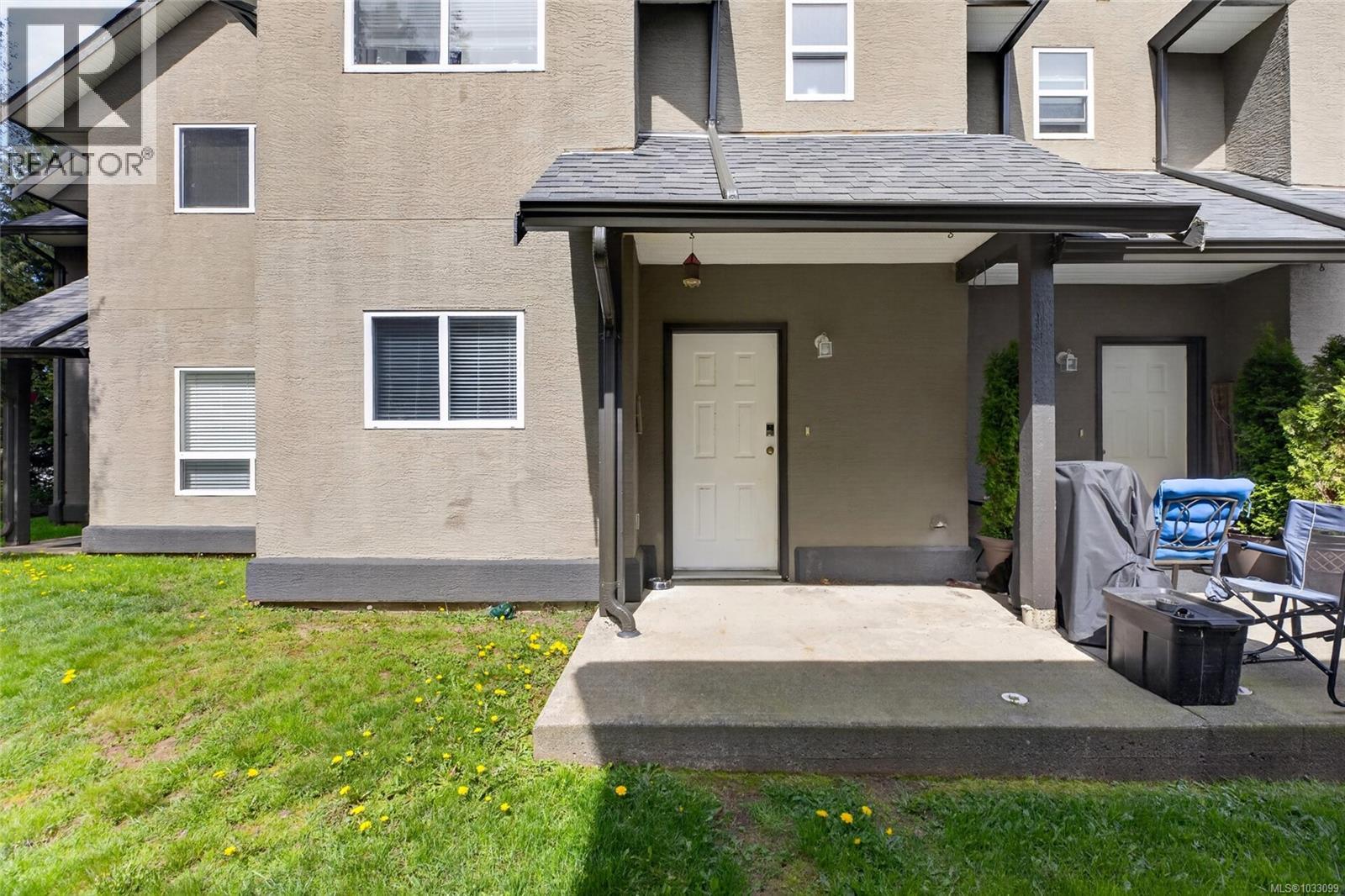 4 555 Rockland Rd, Campbell River, British Columbia  V9W 8B7 - Photo 3 - 1033099