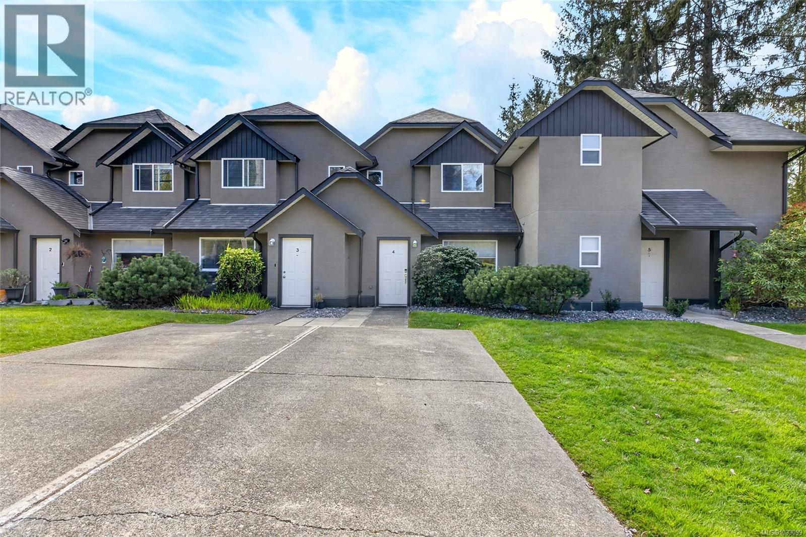 4 555 Rockland Rd, Campbell River, British Columbia  V9W 8B7 - Photo 1 - 1033099