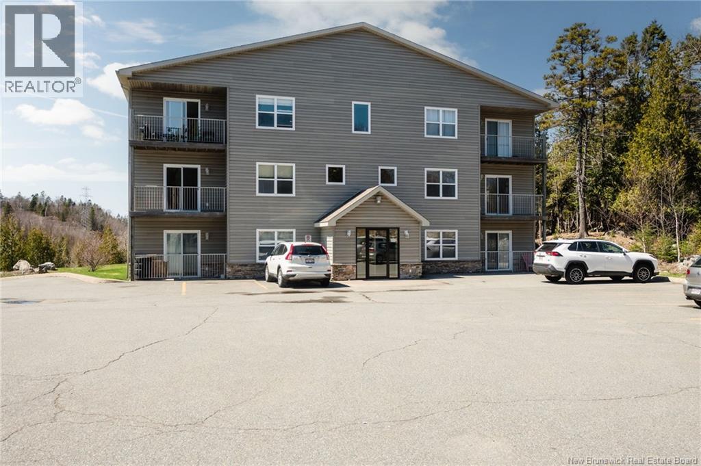 1200 Somerset Street Unit# 11, Saint John, New Brunswick  E2K 0E2 - Photo 3 - NB137701