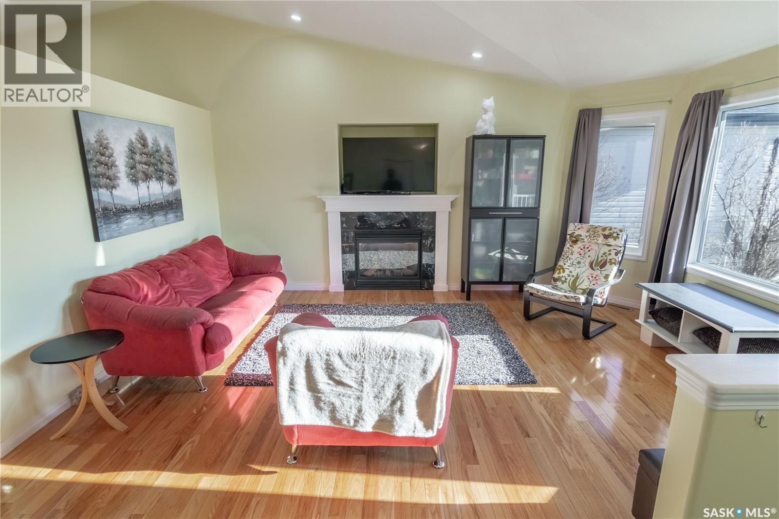 27 Samantha Street, Grand Coulee, Saskatchewan  S4M 0A3 - Photo 2 - SK033609