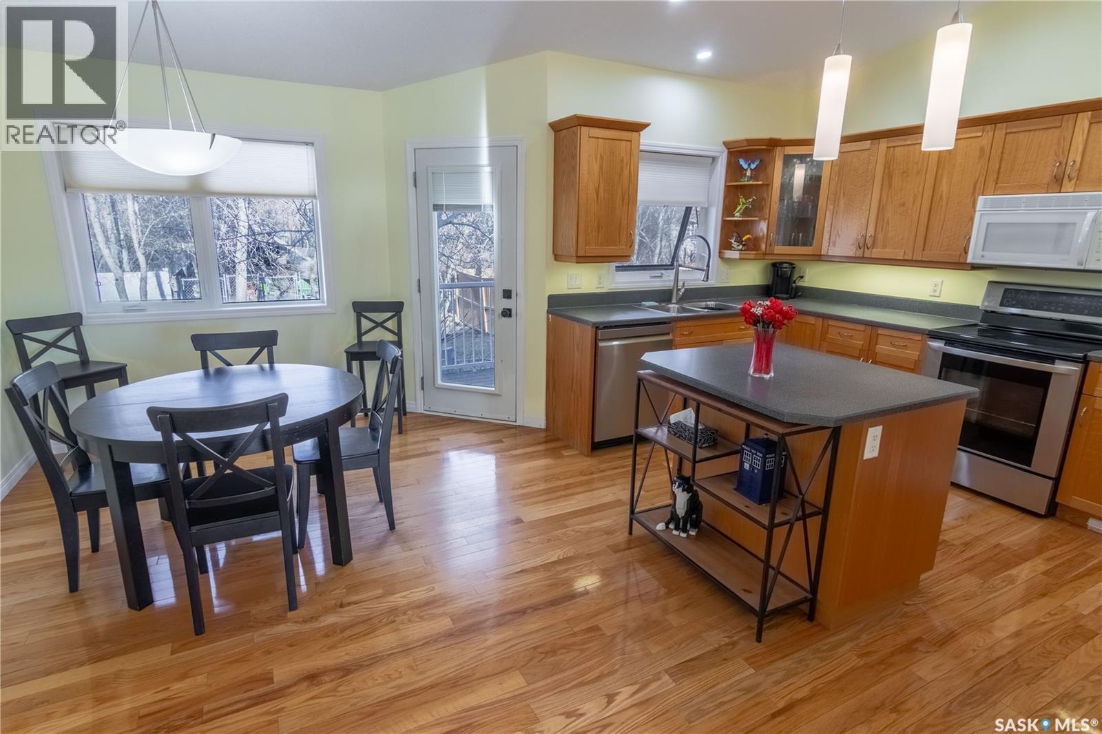 27 Samantha Street, Grand Coulee, Saskatchewan  S4M 0A3 - Photo 3 - SK033609