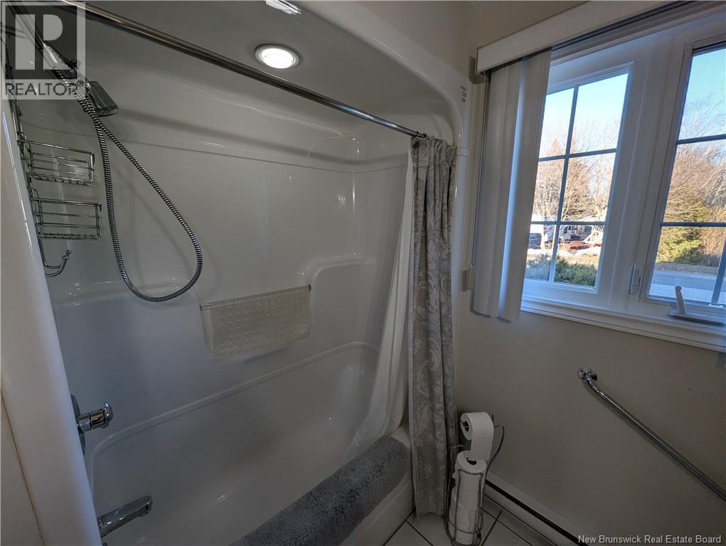 2025 Balsam, Bathurst, New Brunswick  E2A 4X4 - Photo 24 - NB137709