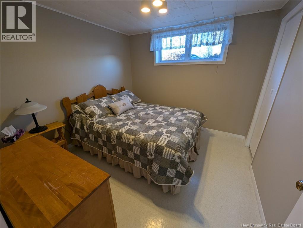 2025 Balsam, Bathurst, New Brunswick  E2A 4X4 - Photo 35 - NB137709