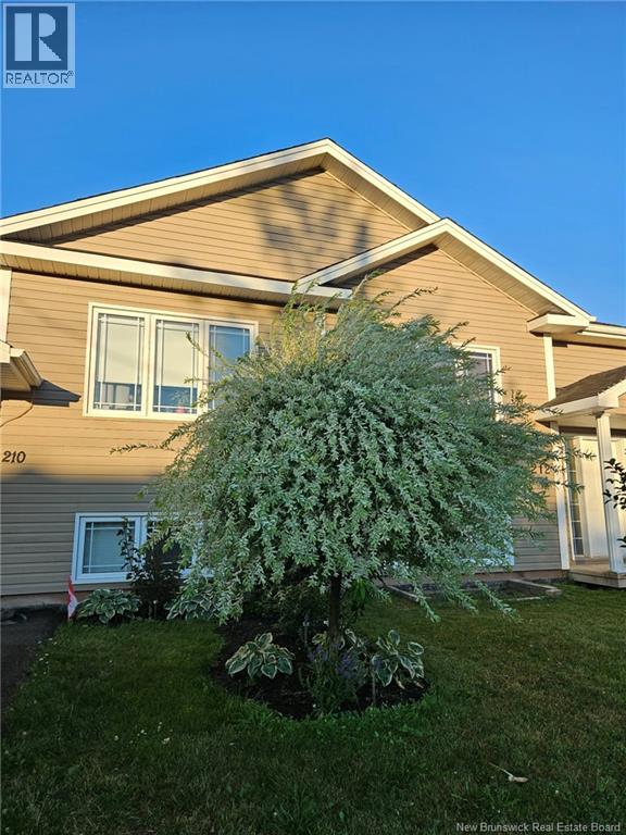 210 Lorette, Dieppe, New Brunswick  E1A 0E2 - Photo 1 - NB137722