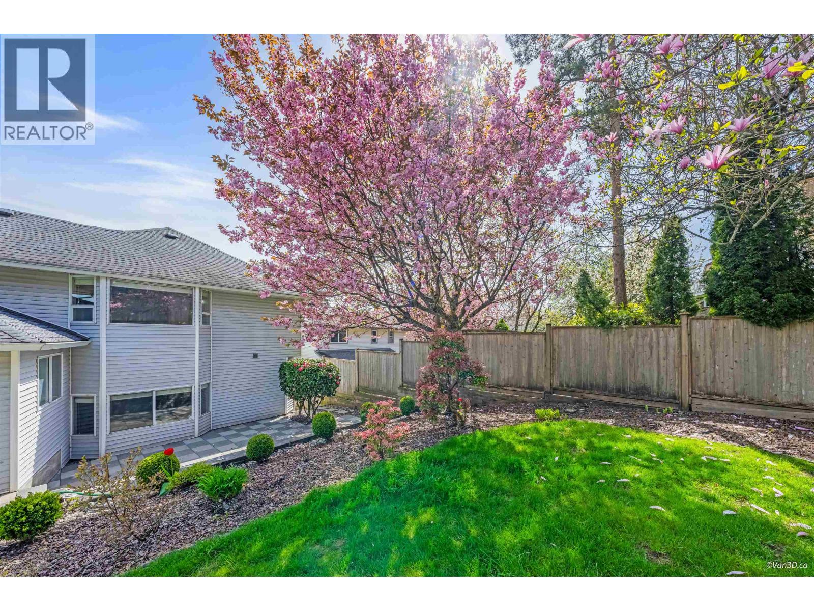 532 Riverview Crescent, Coquitlam, British Columbia  V3C 5A7 - Photo 35 - R3114288