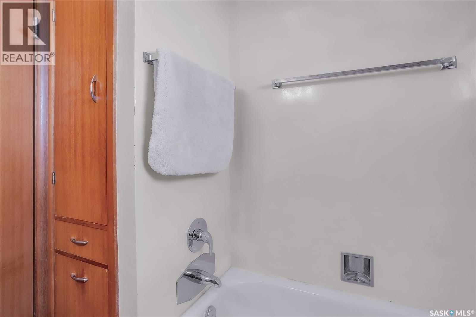 1217 J Avenue N, Saskatoon, Saskatchewan  S7L 2L7 - Photo 17 - SK033614