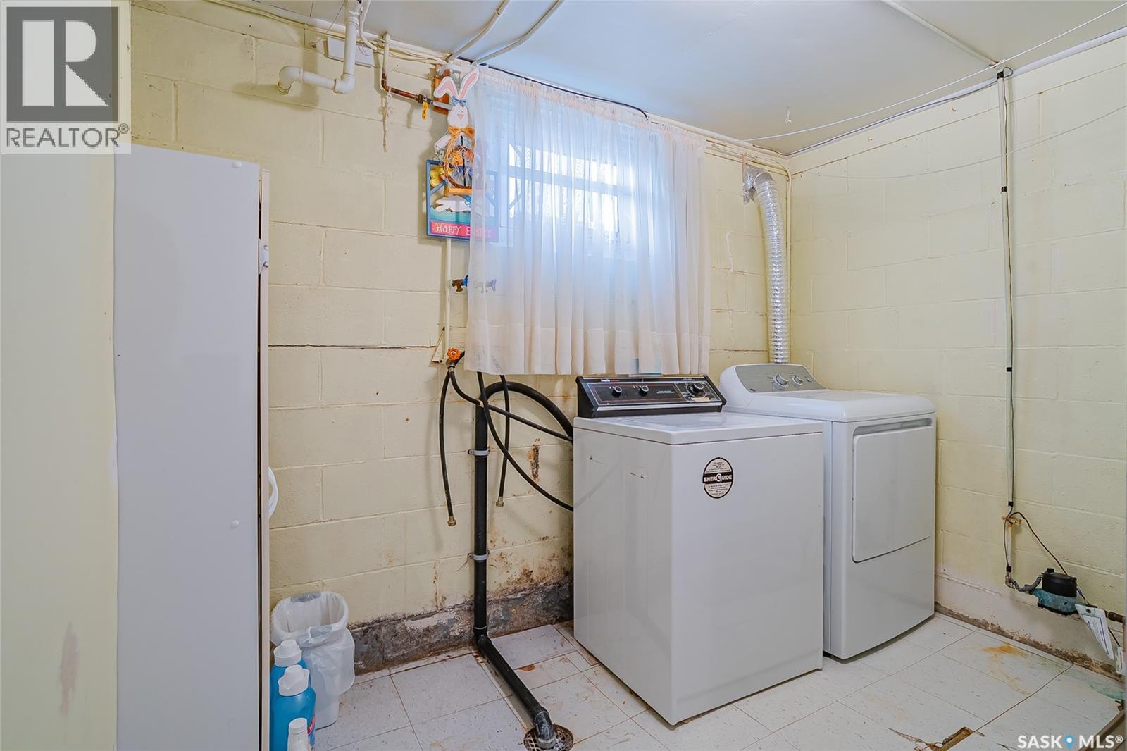 1217 J Avenue N, Saskatoon, Saskatchewan  S7L 2L7 - Photo 26 - SK033614