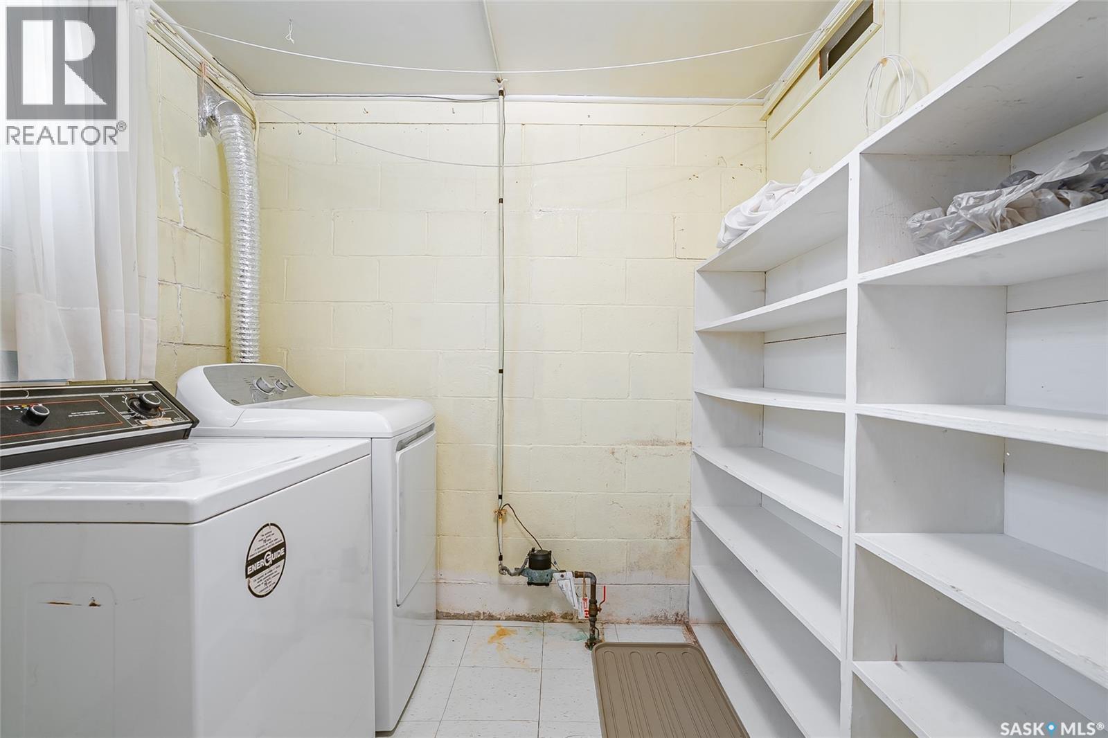 1217 J Avenue N, Saskatoon, Saskatchewan  S7L 2L7 - Photo 27 - SK033614