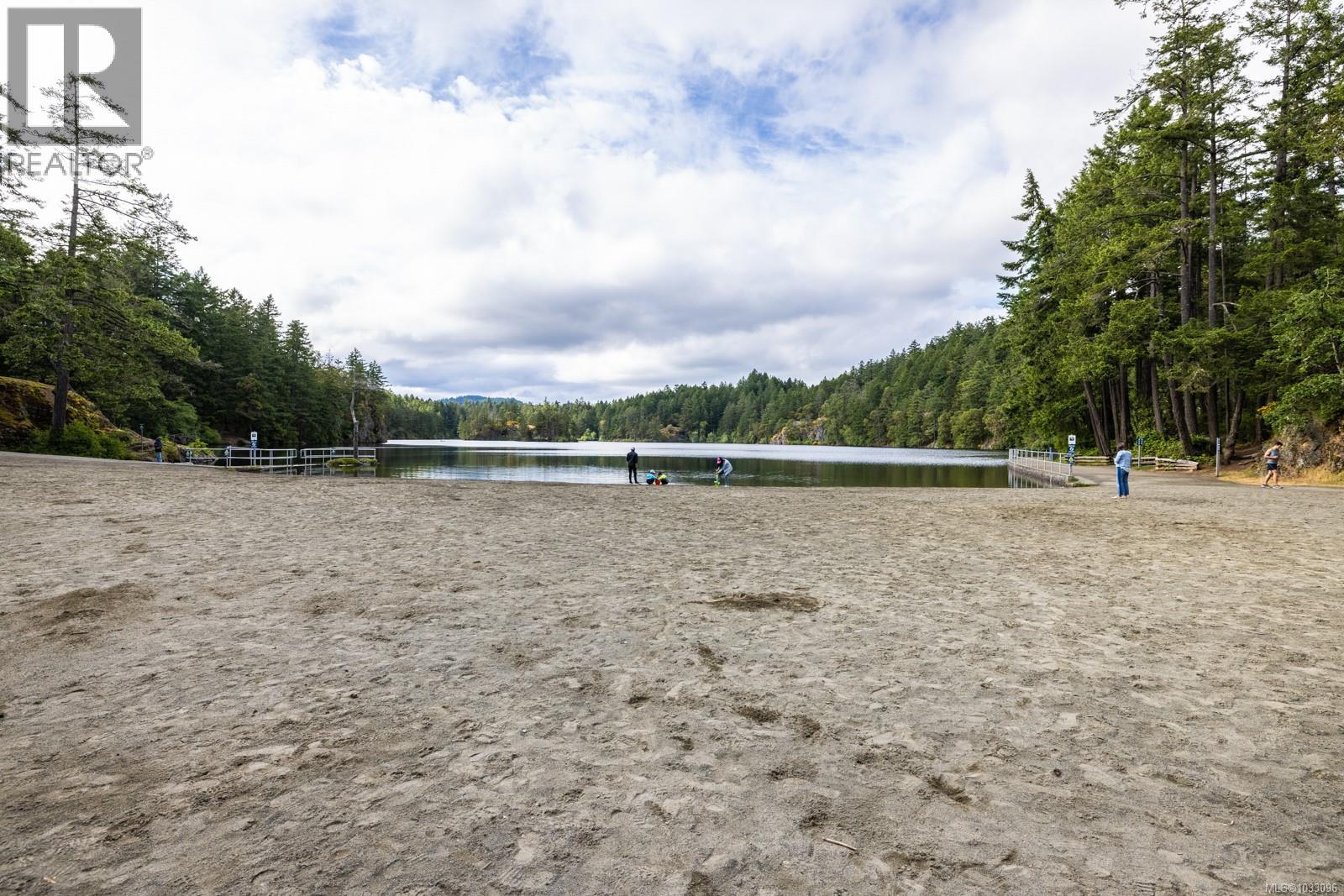 207 150 Nursery Hill Dr, View Royal, British Columbia  V9B 0P2 - Photo 40 - 1033096