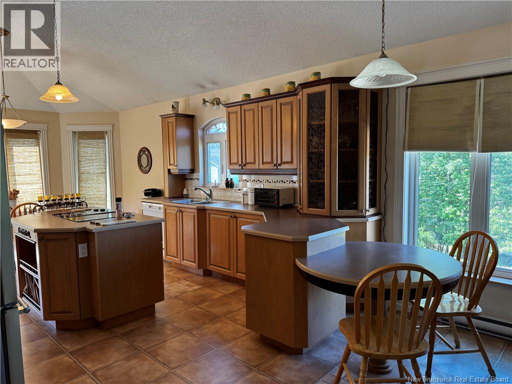 86 Des Ormes Avenue, Edmundston, New Brunswick  E3V 4J9 - Photo 10 - NB122660