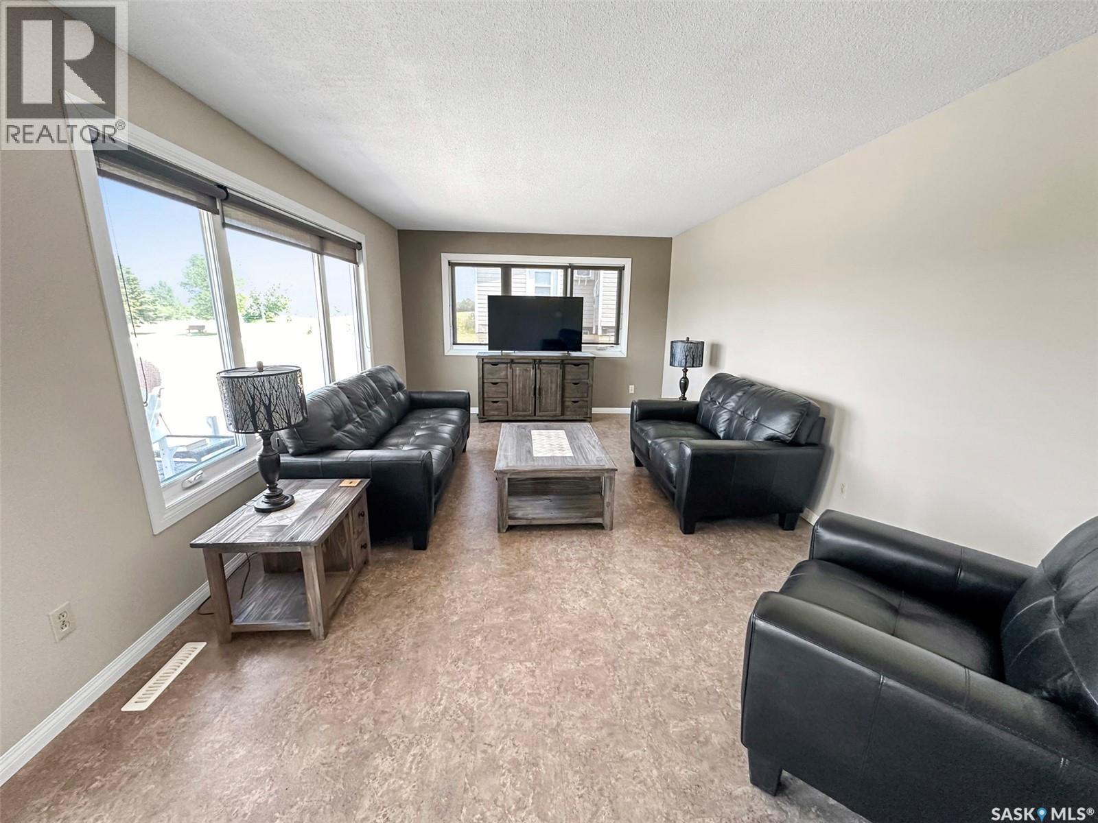 116 Steele Street, Beaver Flat, Saskatchewan  S9H 3X1 - Photo 3 - SK033616