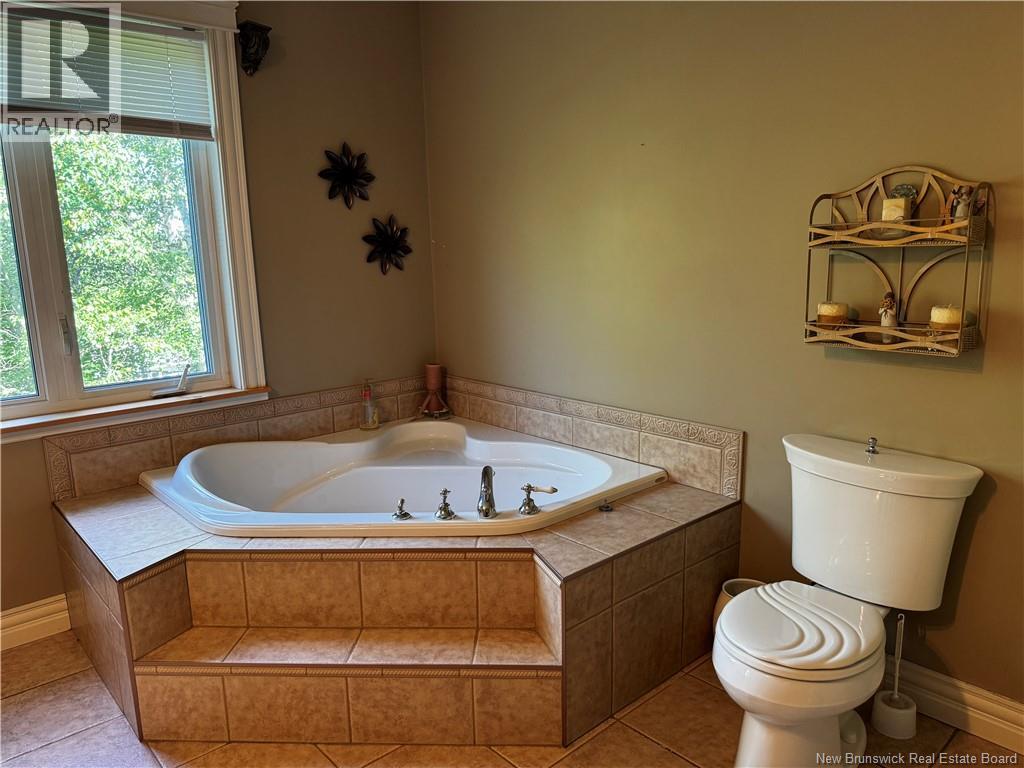 86 Des Ormes Avenue, Edmundston, New Brunswick  E3V 4J9 - Photo 25 - NB122660