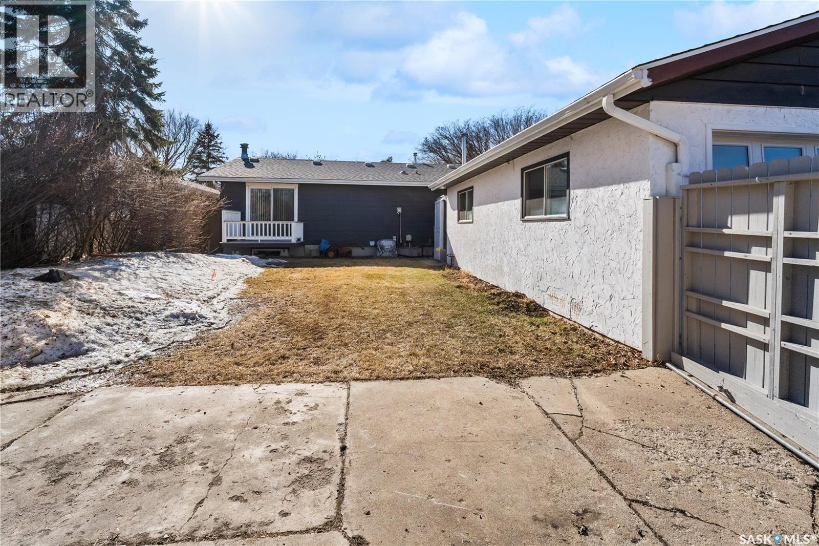 1306 W Avenue N, Saskatoon, Saskatchewan  S7K 0R3 - Photo 32 - SK033617