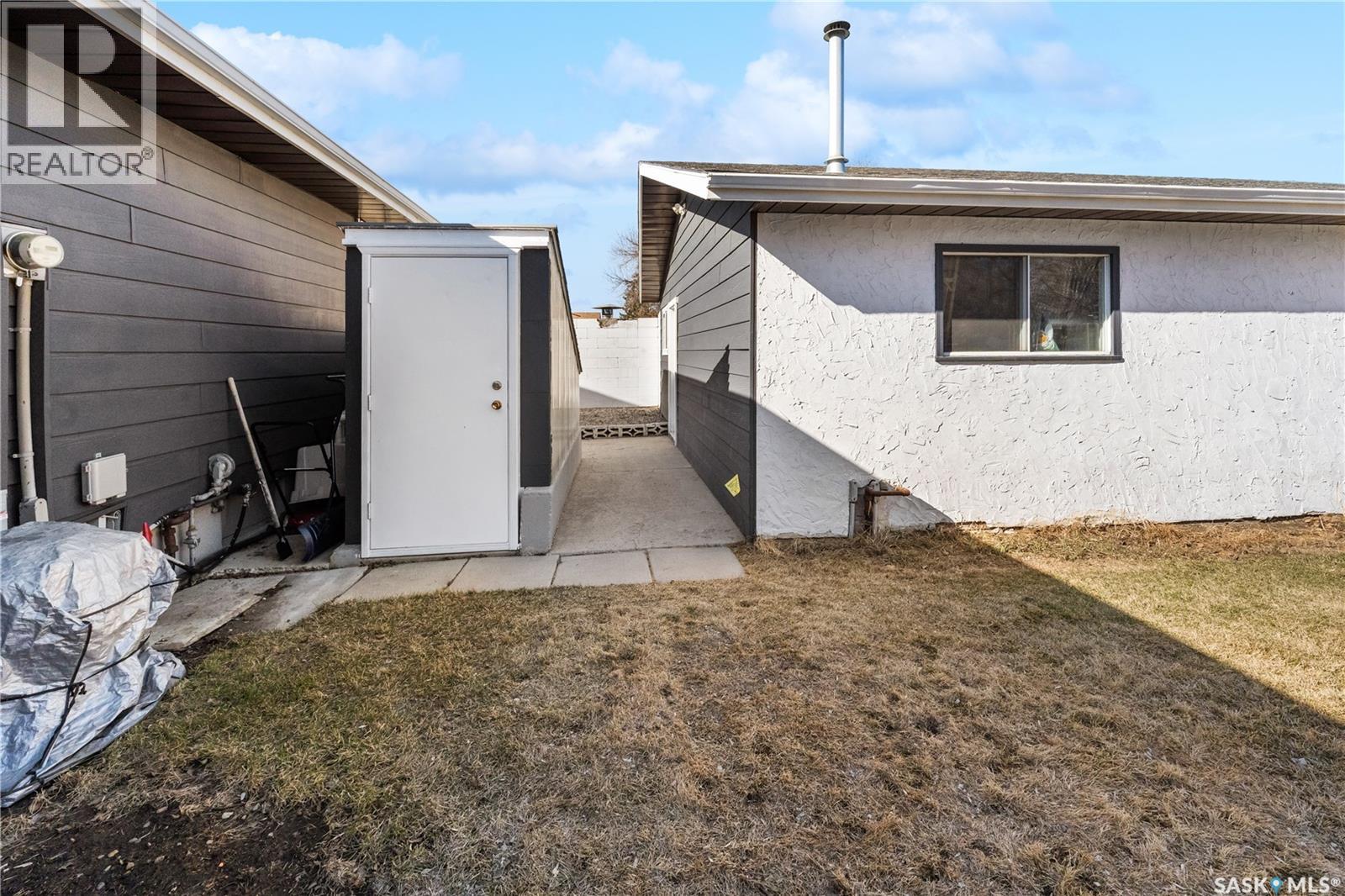 1306 W Avenue N, Saskatoon, Saskatchewan  S7K 0R3 - Photo 31 - SK033617