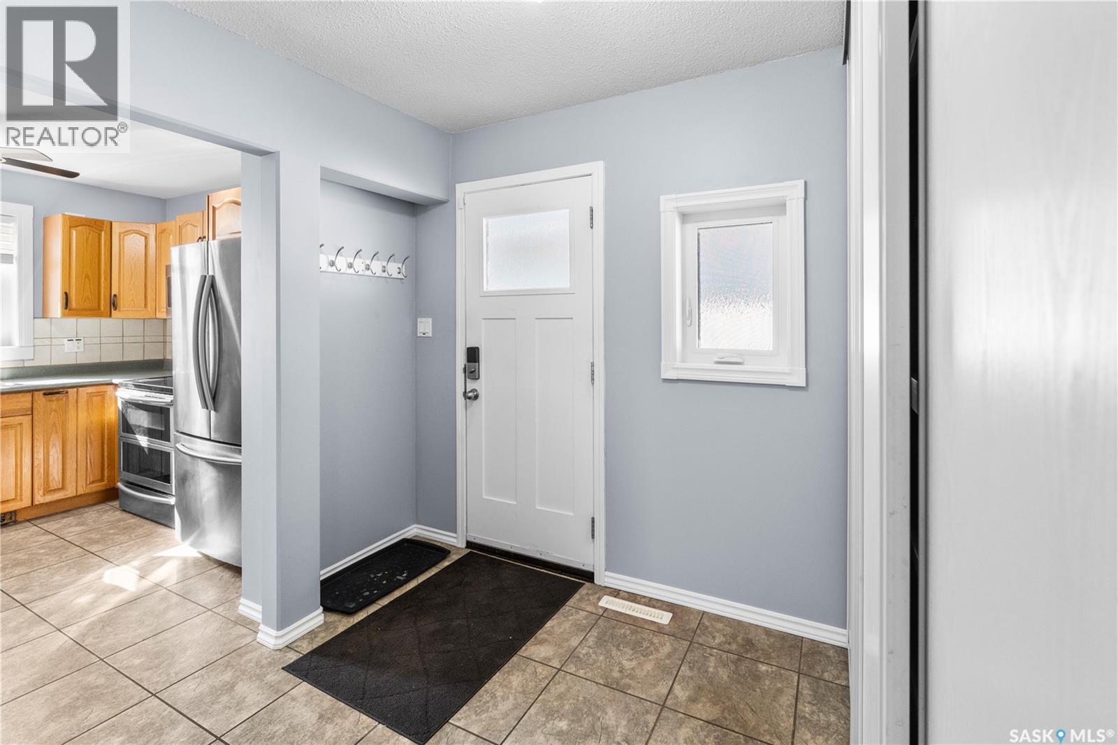 1306 W Avenue N, Saskatoon, Saskatchewan  S7K 0R3 - Photo 15 - SK033617