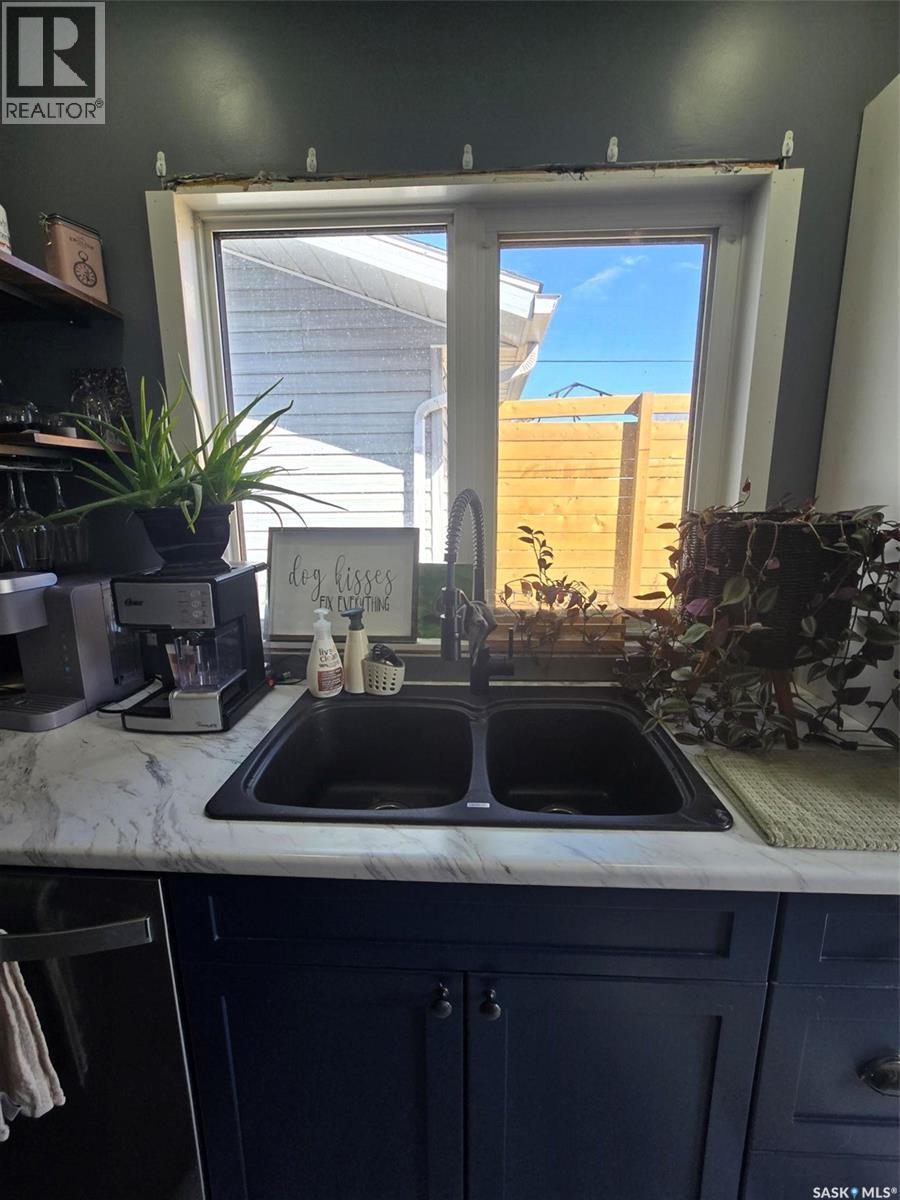 917 Qu'appelle Street, Grenfell, Saskatchewan  S0G 2B0 - Photo 9 - SK033622