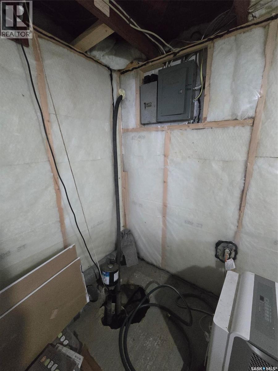 917 Qu'appelle Street, Grenfell, Saskatchewan  S0G 2B0 - Photo 38 - SK033622