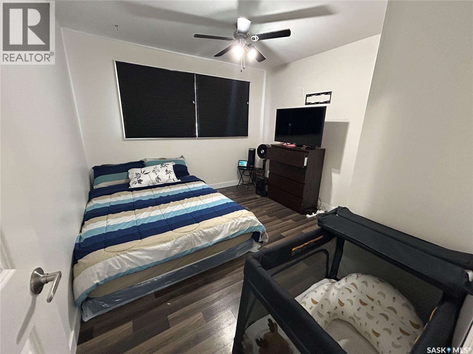 2616 Clarence Avenue S, Saskatoon, Saskatchewan  S7J 1M6 - Photo 8 - SK033619