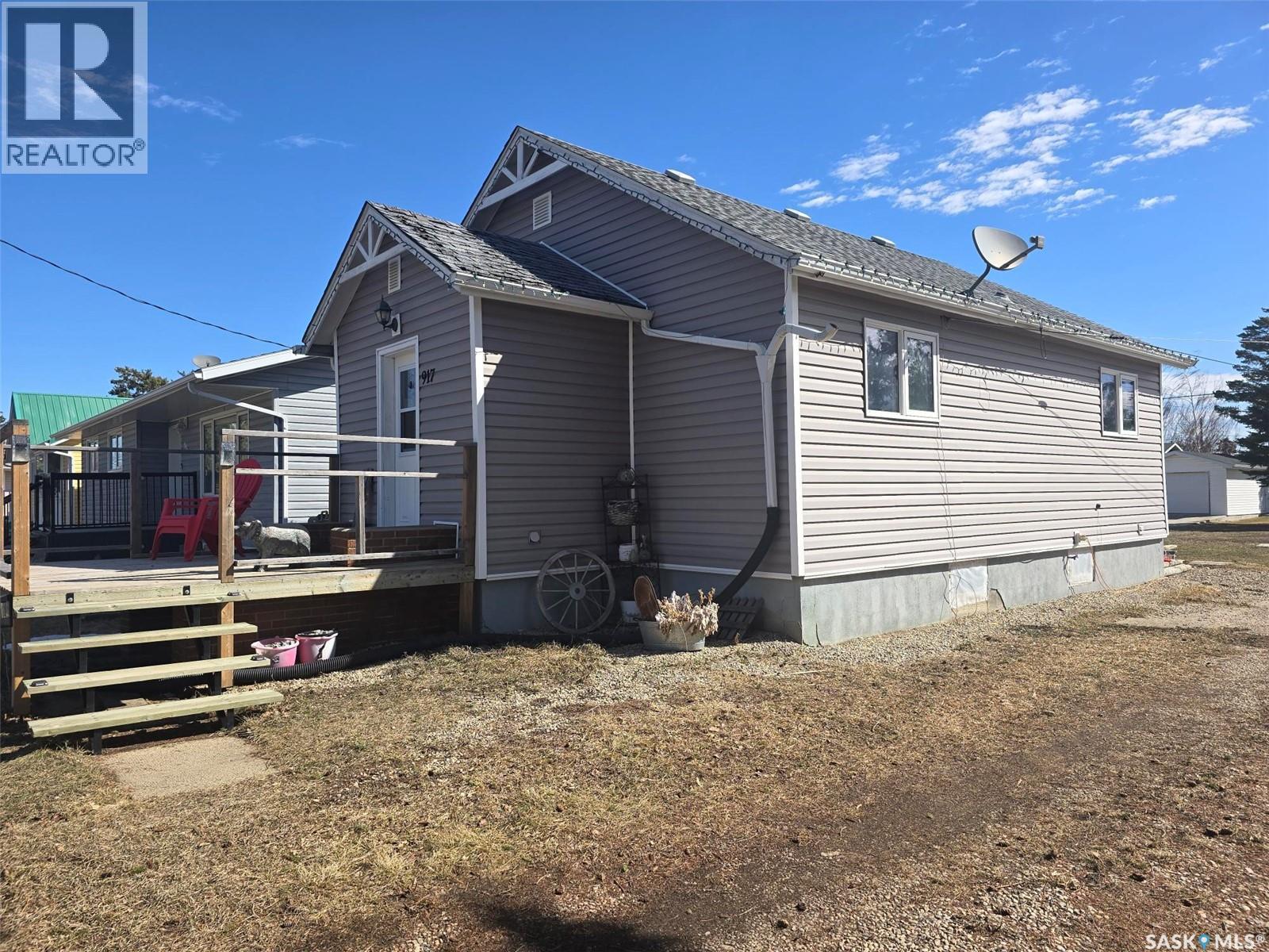 917 Qu'appelle Street, Grenfell, Saskatchewan  S0G 2B0 - Photo 2 - SK033622