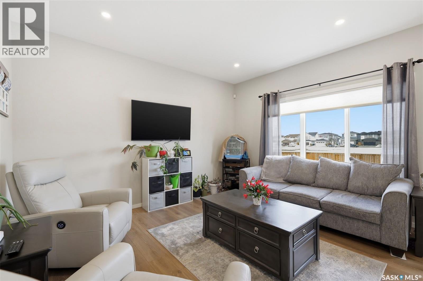 1019 Childers Court, Saskatoon, Saskatchewan  S7L 6T8 - Photo 5 - SK033623