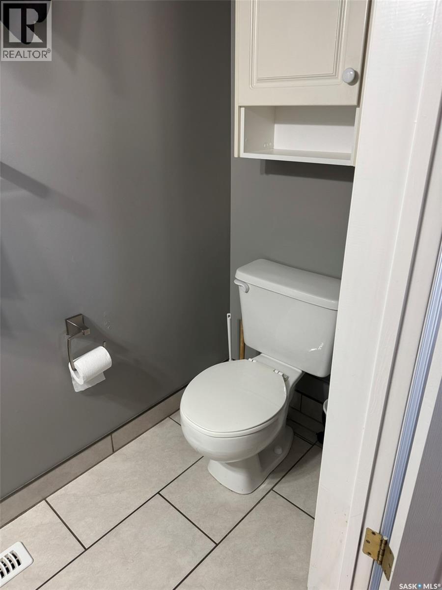 1160 Taisey Crescent, Estevan, Saskatchewan  S4A 2T6 - Photo 6 - SK033635