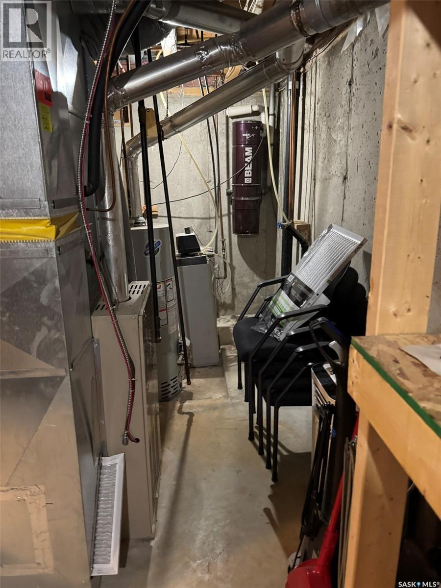 1160 Taisey Crescent, Estevan, Saskatchewan  S4A 2T6 - Photo 45 - SK033635