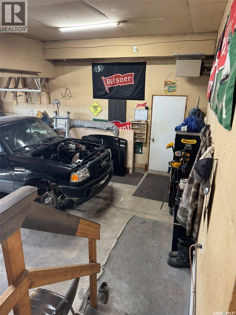 1160 Taisey Crescent, Estevan, Saskatchewan  S4A 2T6 - Photo 48 - SK033635