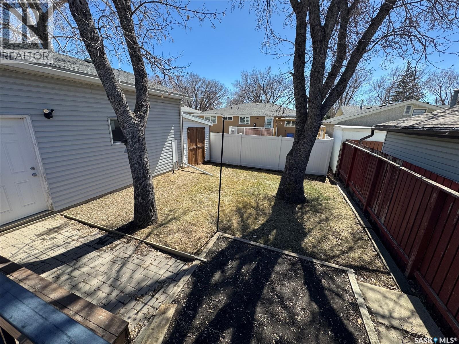 1915 7th Avenue E, Regina, Saskatchewan  S4N 4M7 - Photo 33 - SK033639