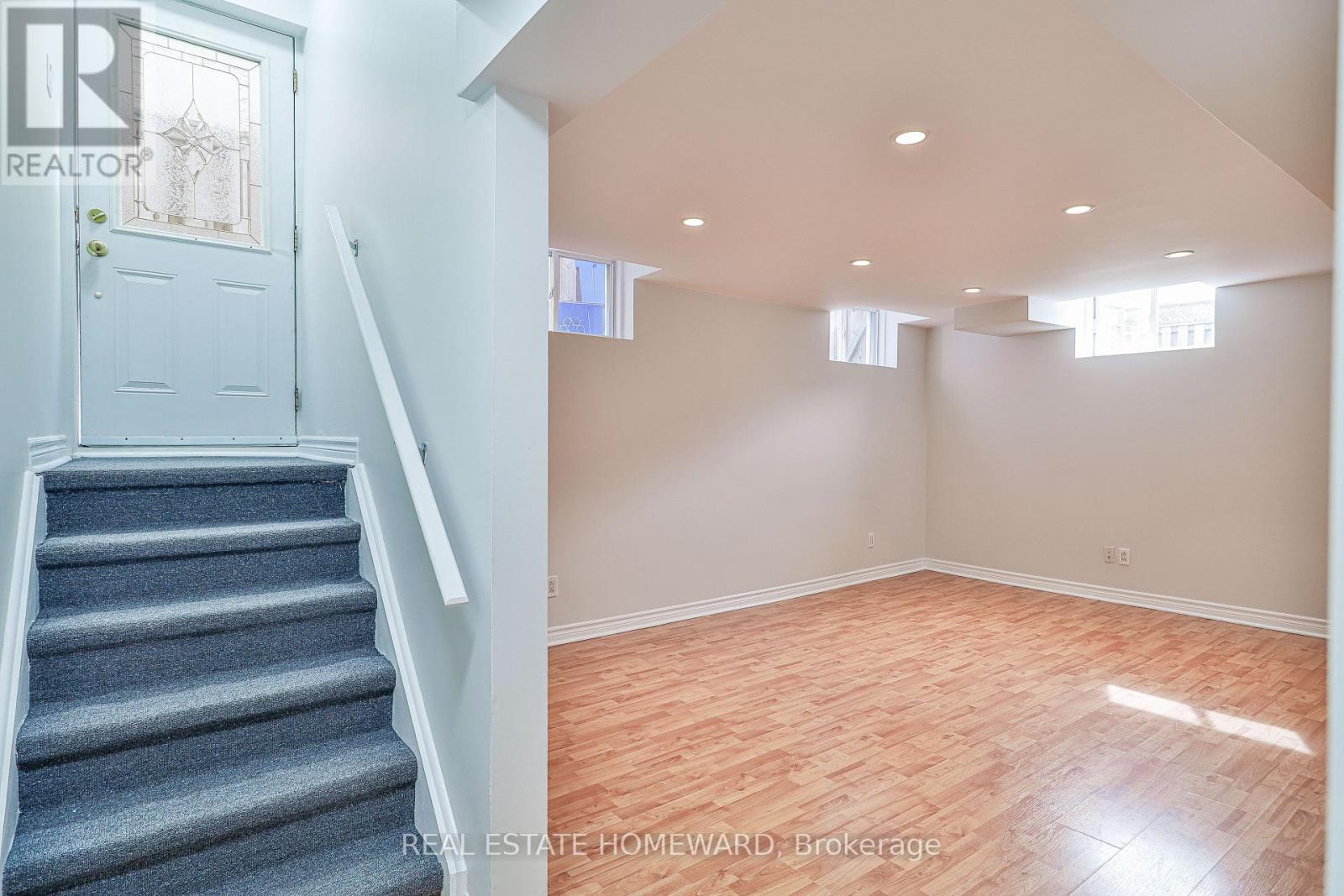 Lower - 168 Wainscot Avenue, Newmarket, Ontario  L3X 2X4 - Photo 7 - N12937926