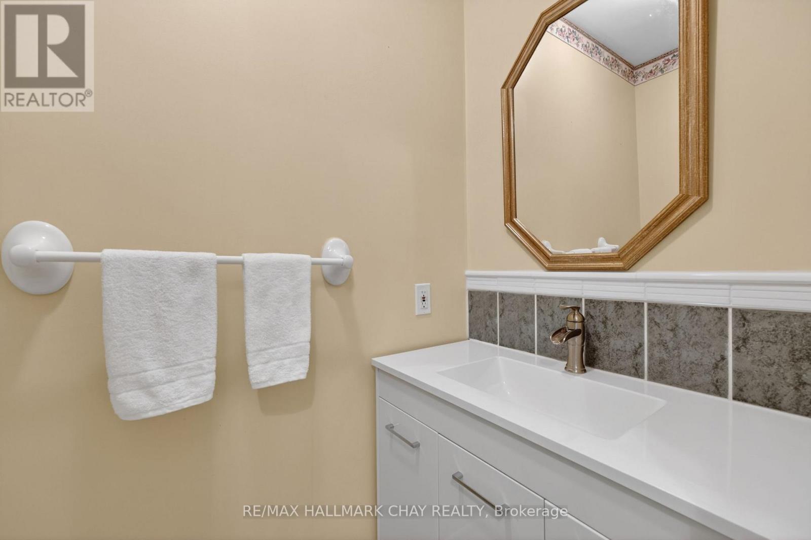 67 Livia Herman Way, Barrie, Ontario  L4M 6X2 - Photo 15 - S13027880