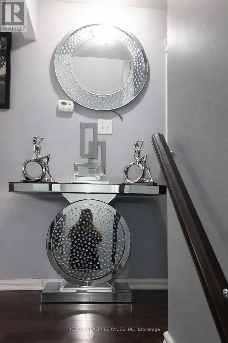 41 - 50 Eden Parkway, Brampton, Ontario  L6T 3A5 - Photo 3 - W12982876